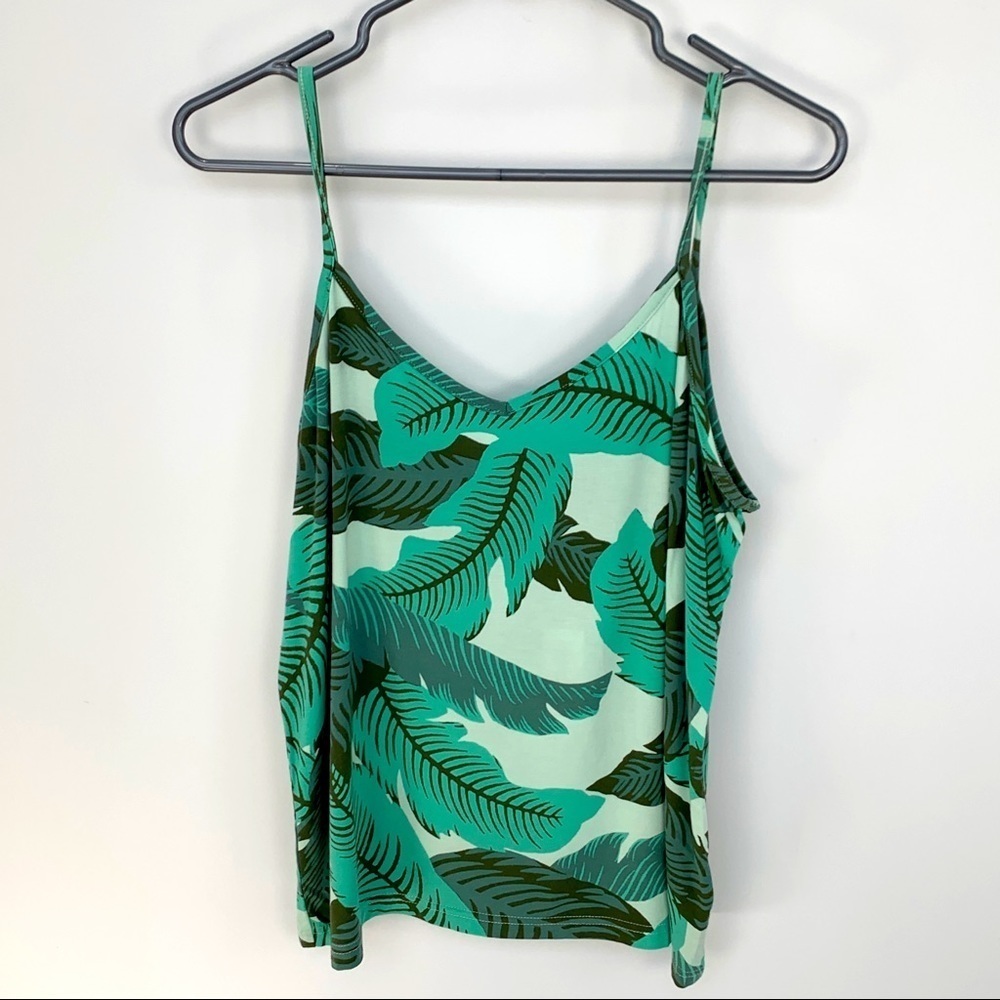 NWT Leaf Printed Spaghetti Straps Sleeveless Women’s Cami Top - Size M Tall